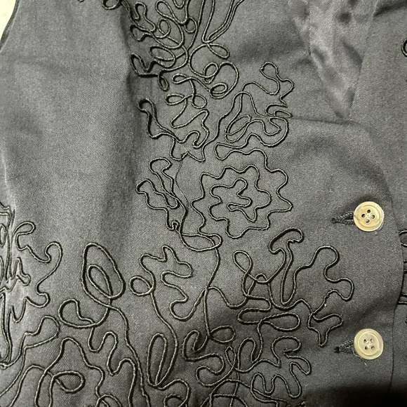 Banana Republic Embroidered Black Vest - Picture 4 of 6